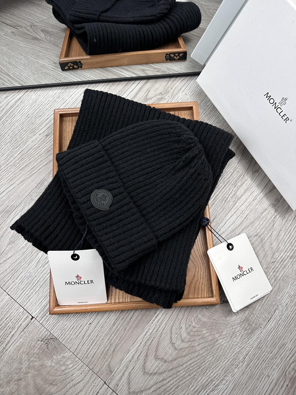 ブランドマフラー背面デザイン